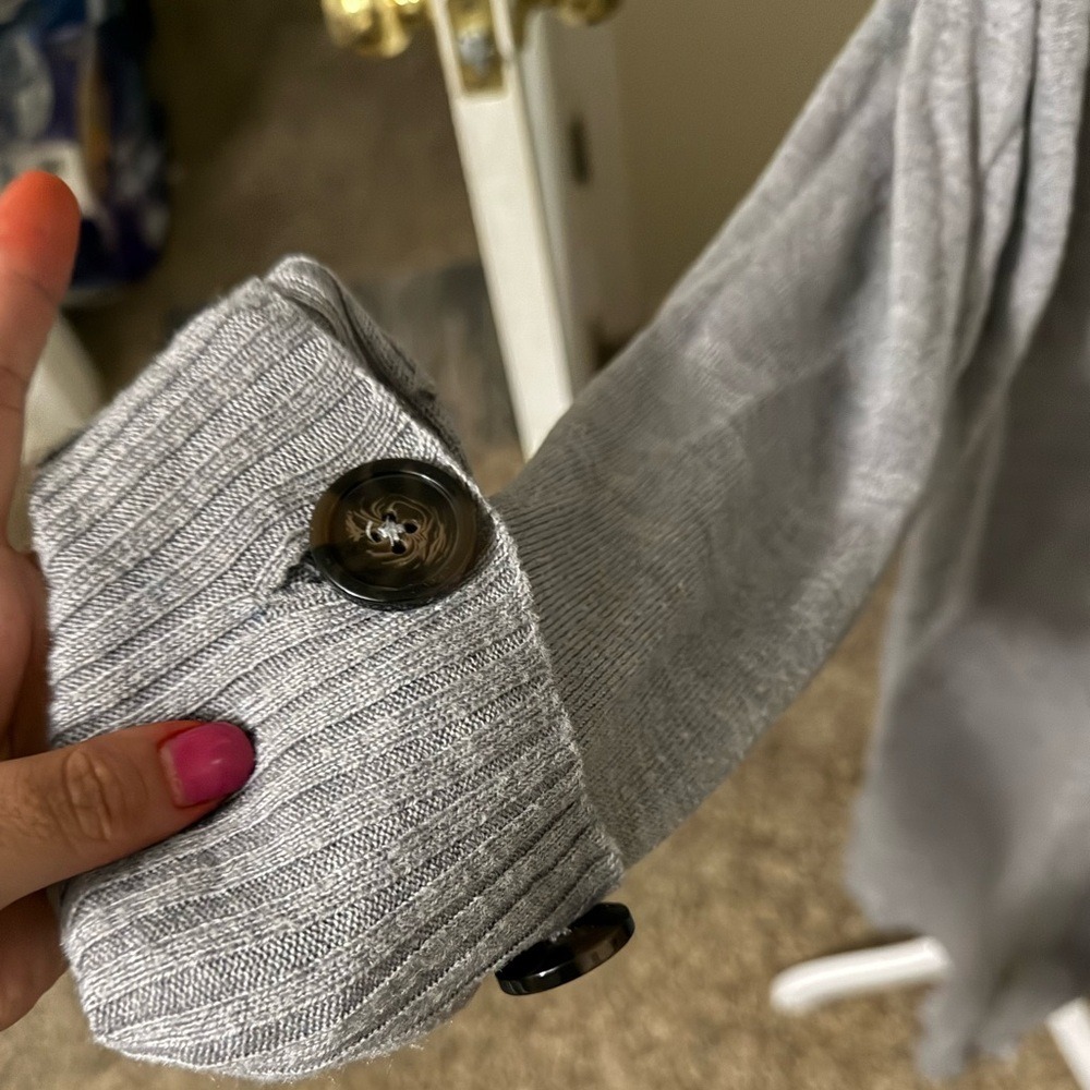 Avenue grey cardigan - Picture 2 of 4